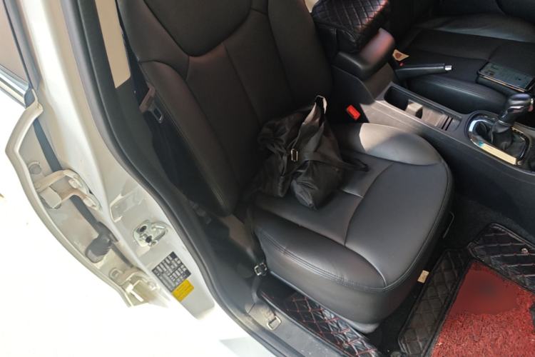 Used Roewe 360 2015 1.5L Automatic Luxury Edition Right Front Seat