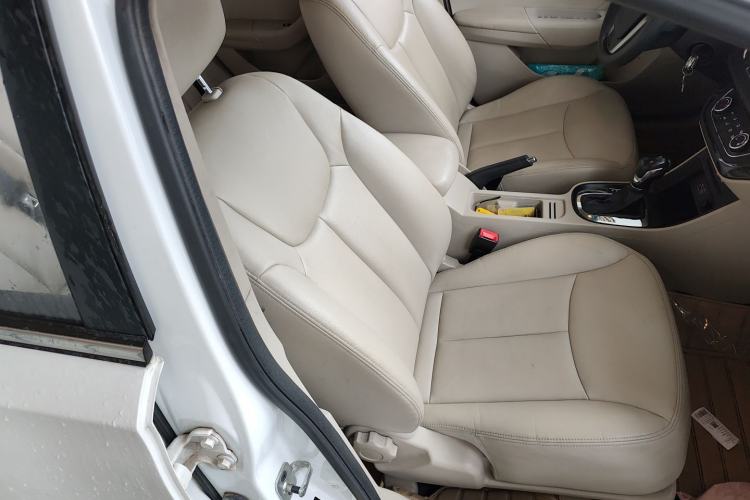 Used Roewe 360 2015 1.5L Automatic Luxury Edition Right Front Seat