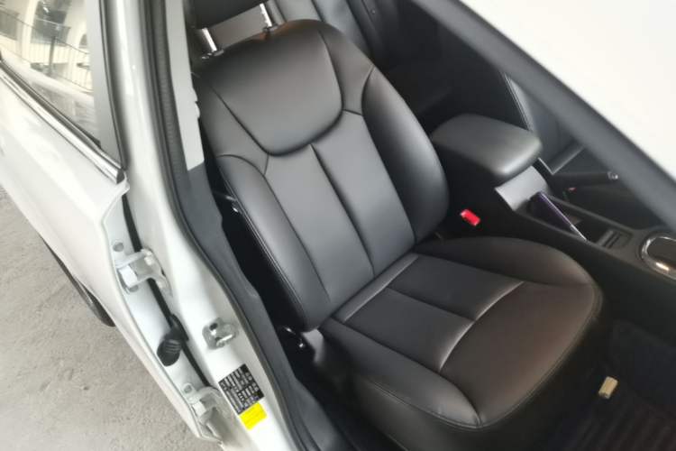 Used Roewe 360 2015 1.5L Automatic Luxury Edition Right Front Seat