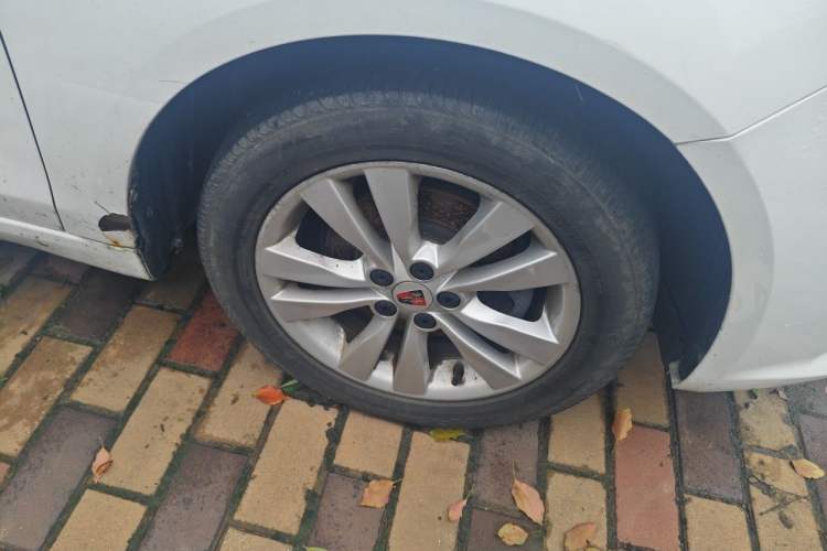Used Roewe 360 2015 1.5L Manual Luxury Edition Right Front Wheel Hub