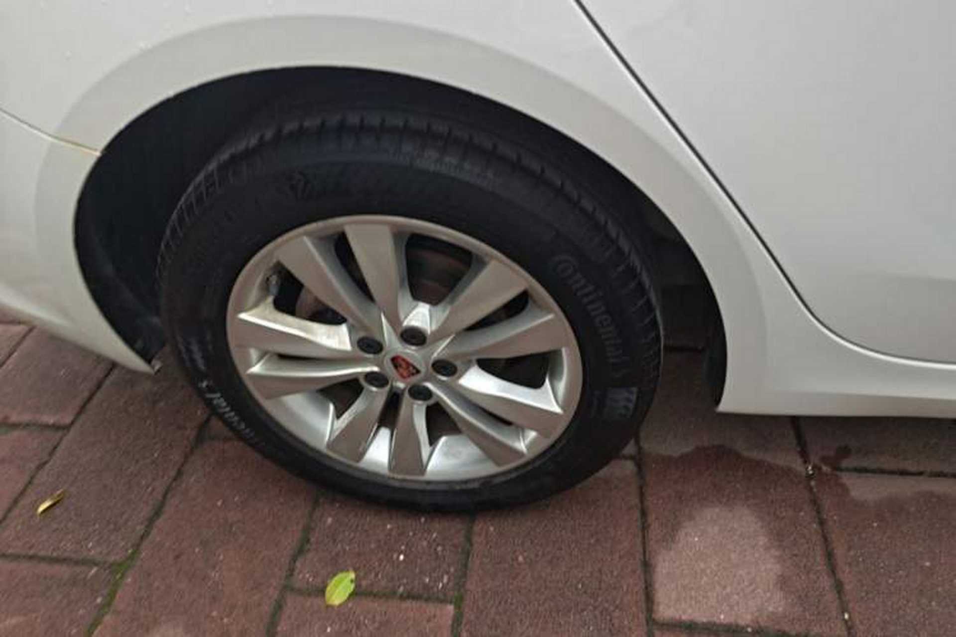 Used Roewe 360 2015 1.5L Automatic Luxury Edition Right Rear Wheel Hub