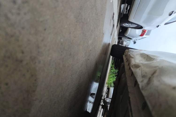 Used Roewe 360 2015 1.5L Automatic Luxury Edition Right Side Sill