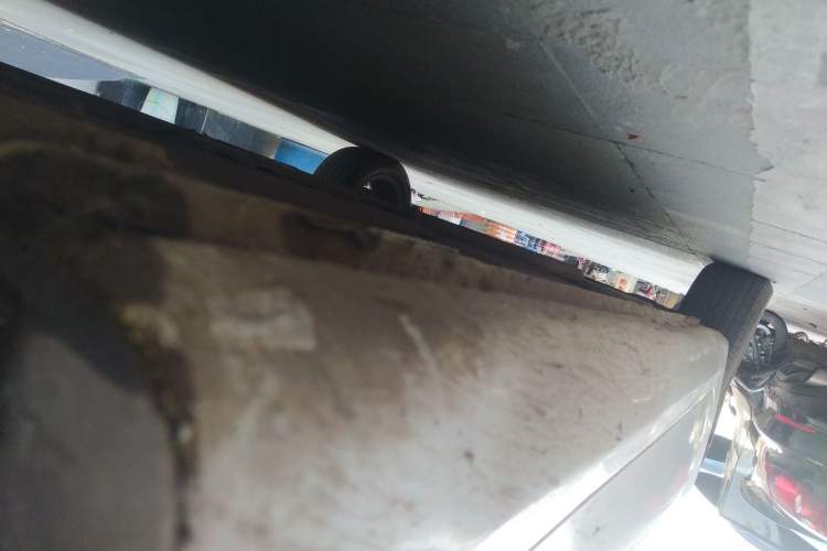 Used Roewe 360 2015 1.5L Automatic Luxury Edition Right Side Sill