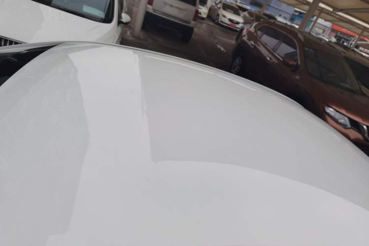 Used Roewe 360 2015 1.5L Automatic Elite Edition Roof