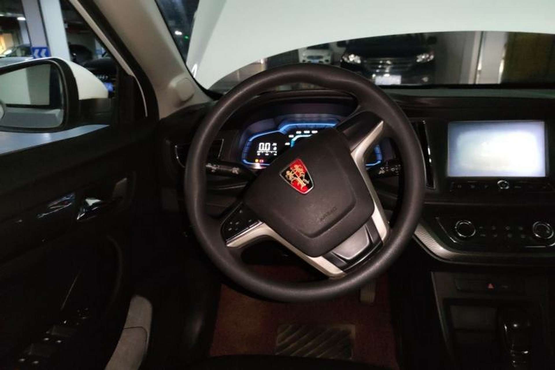 Used Roewe 360 2015 1.5L Automatic Luxury Edition Steering Wheel