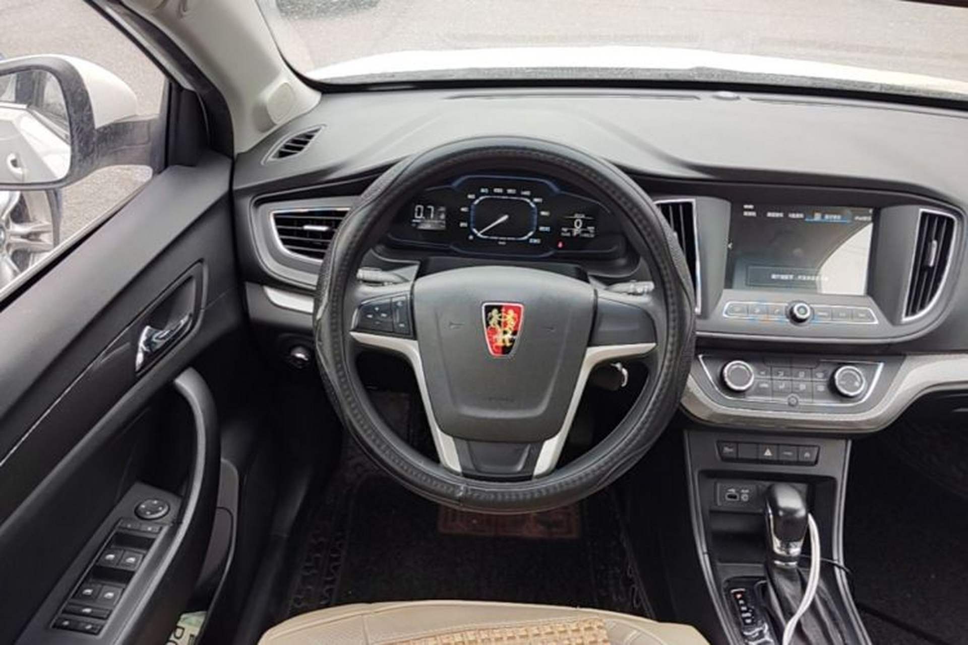 Used Roewe 360 2015 20T TST Deluxe Edition Steering Wheel
