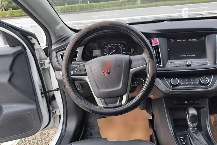 Used Roewe 360 2015 20T TST Deluxe Edition Steering Wheel