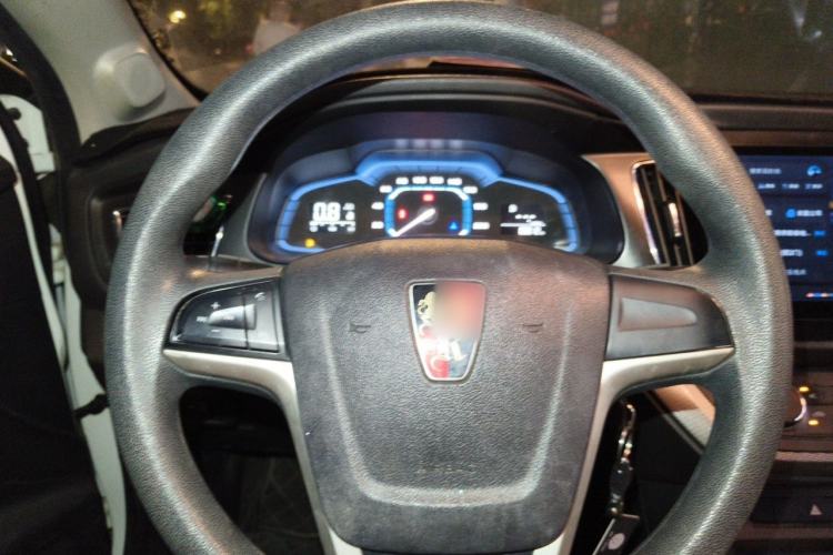 Used Roewe 360 2015 1.5L Manual Luxury Edition Steering Wheel