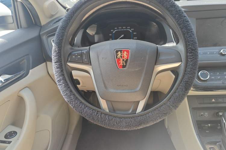 Used Roewe 360 2015 1.5L Automatic Luxury Edition Steering Wheel