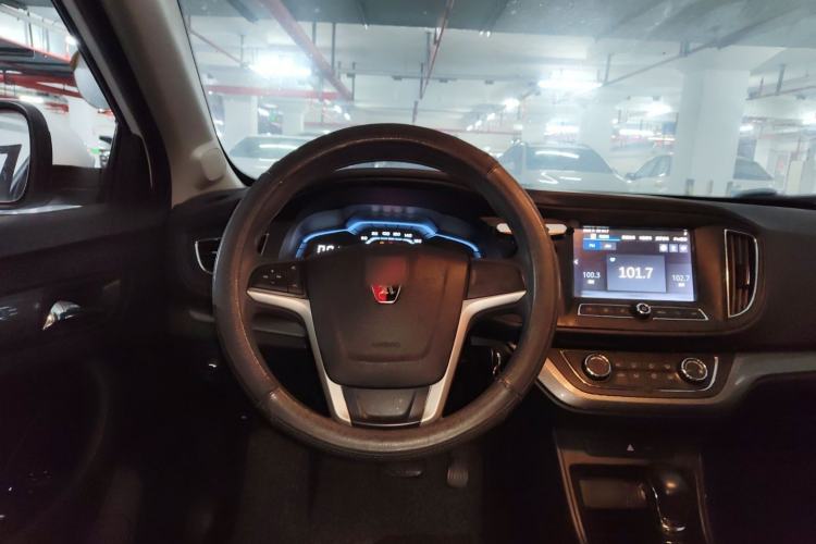 Used Roewe 360 2015 1.5L Automatic Luxury Edition Steering Wheel