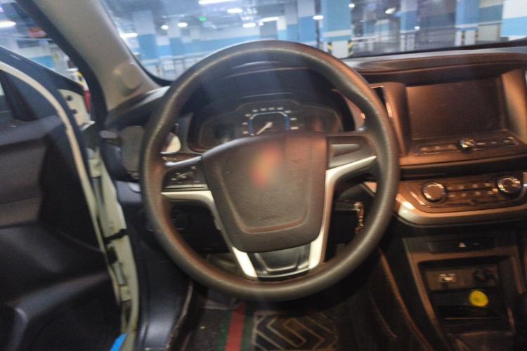 Used Roewe 360 2015 1.5L Manual Luxury Edition Steering Wheel