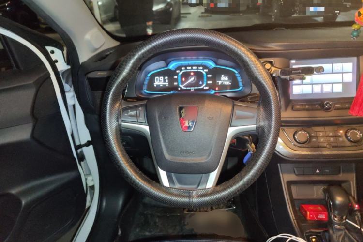 Used Roewe 360 2015 1.5L Automatic Luxury Edition Steering Wheel
