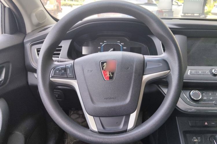 Used Roewe 360 2015 1.5L Automatic Luxury Edition Steering Wheel