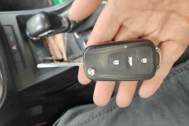 Used Roewe 360 2015 1.5L Automatic Luxury Edition Vehicle Key