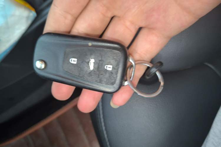 Used Roewe 360 2015 1.5L Manual Luxury Edition Vehicle Key