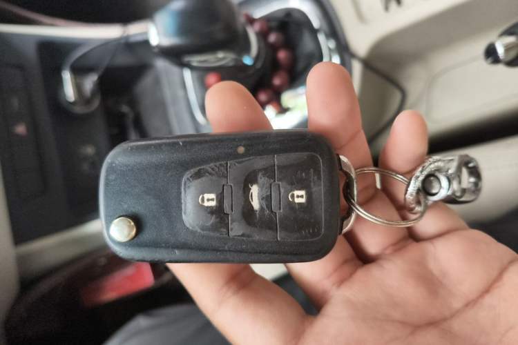 Used Roewe 360 2015 1.5L Automatic Luxury Edition Vehicle Key