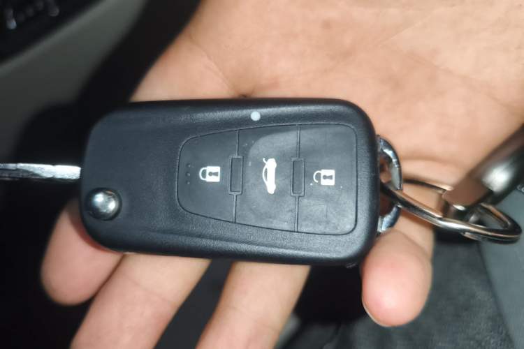 Used Roewe 360 2015 1.5L Automatic Luxury Edition Vehicle Key