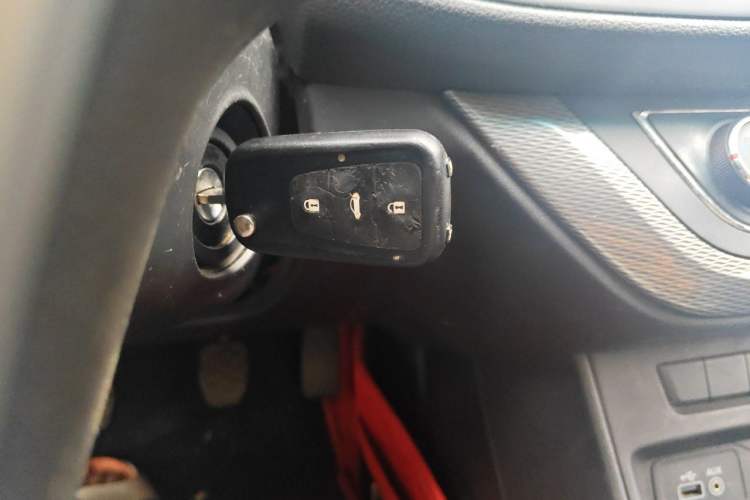 Used Roewe 360 2015 1.5L Manual Luxury Edition Vehicle Key