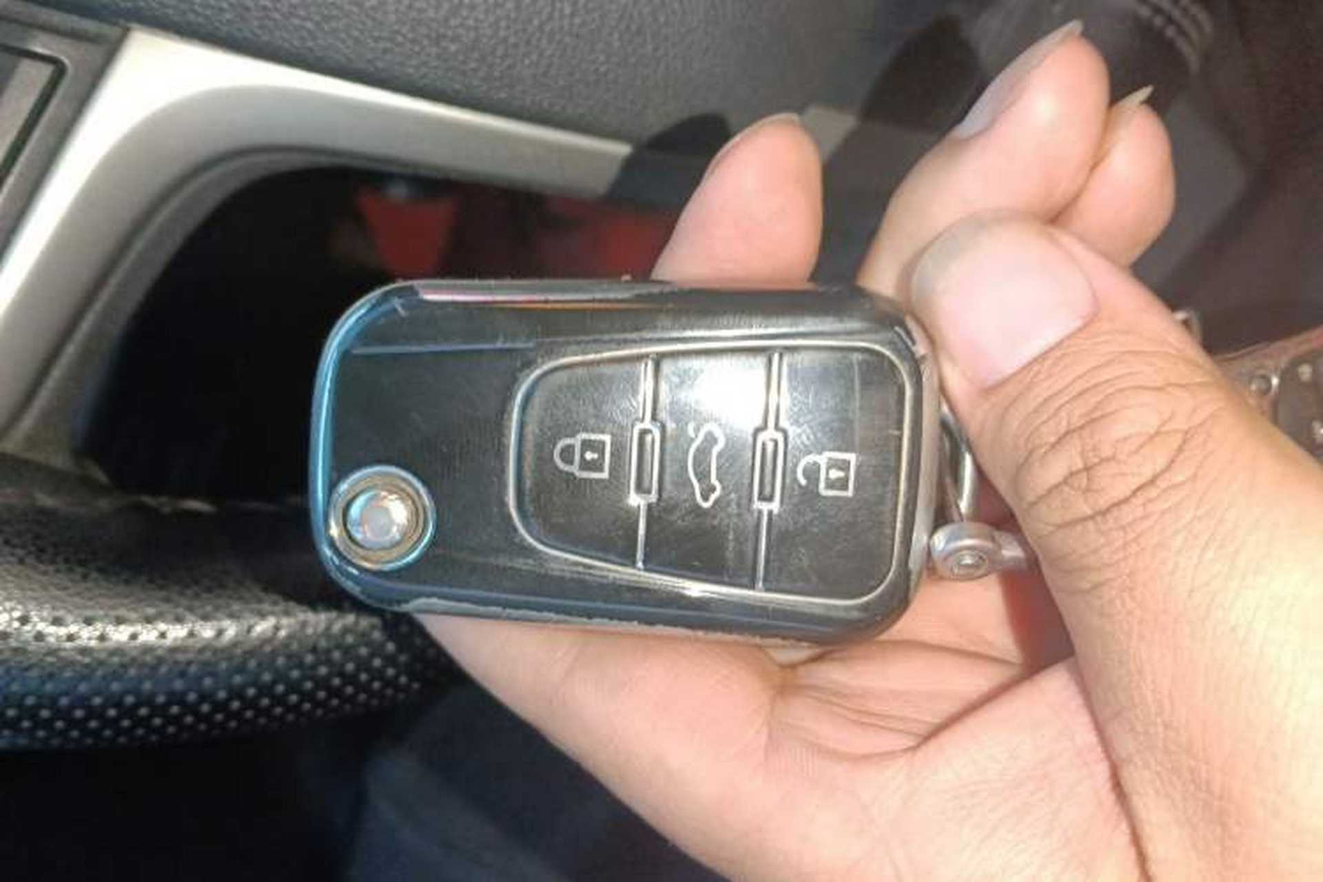 Used Roewe 360 2015 1.5L Manual Luxury Edition Vehicle Key