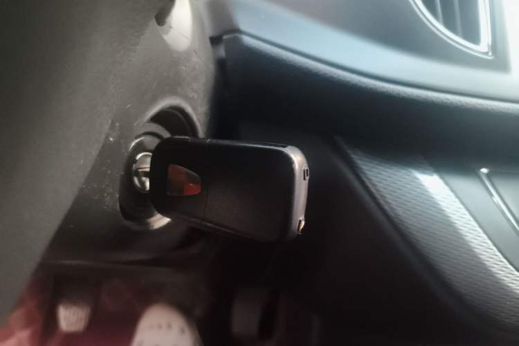 Used Roewe 360 2015 1.5L Manual Luxury Edition Vehicle Key