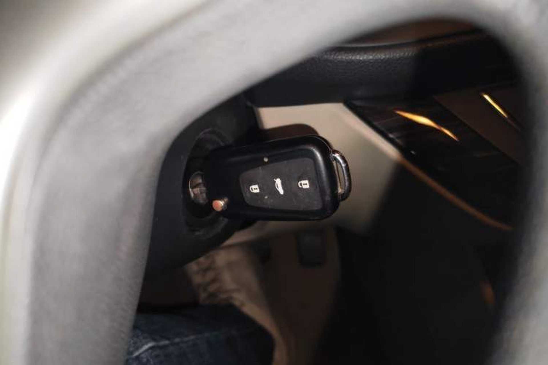 Used Roewe 360 2015 1.5L Automatic Luxury Edition Vehicle Key