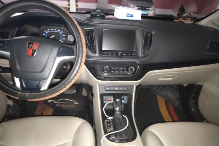 Used Roewe 360 2015 20T TST Deluxe Edition Center Console