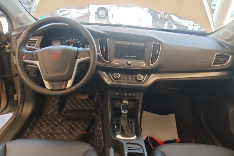 Used Roewe 360 2015 20T TST Deluxe Edition Center Console