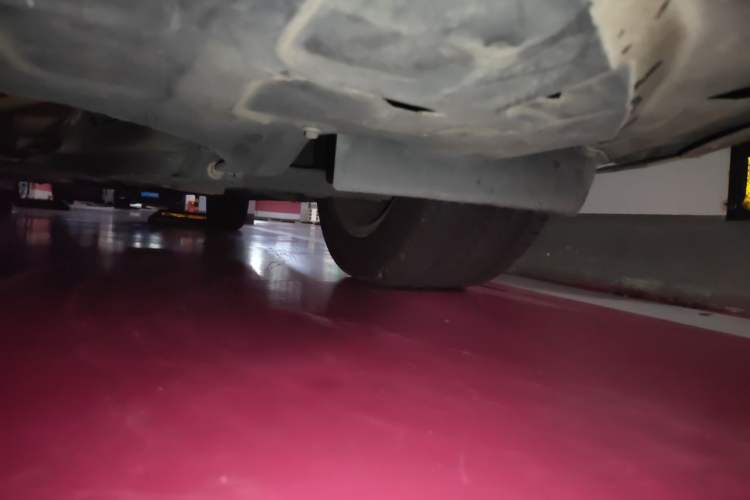 Used Roewe 360 2015 20T TST Deluxe Edition Chassis Front Left