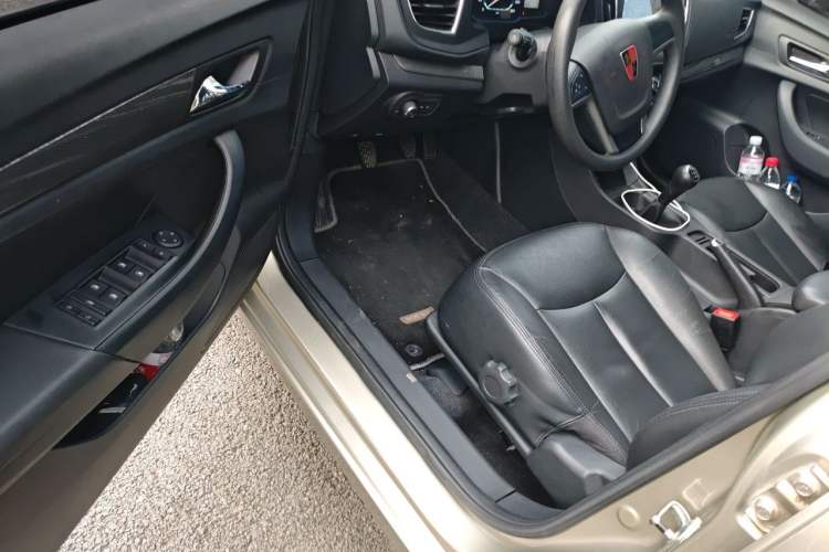 Used Roewe 360 2015 1.5L Manual Luxury Edition Driver Seat