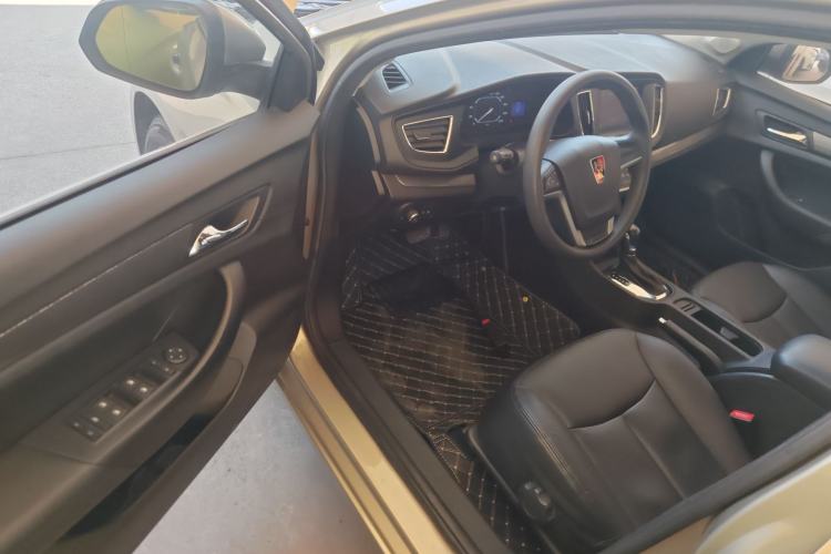Used Roewe 360 2015 20T TST Deluxe Edition Driver Seat