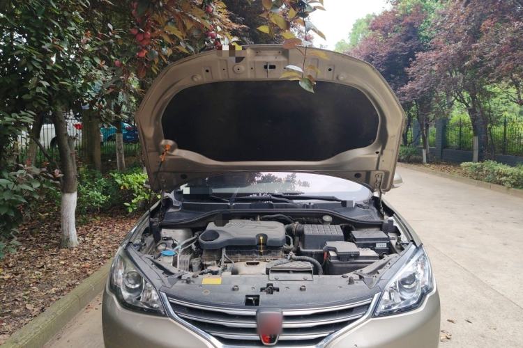 Used Roewe 360 2015 1.5L Manual Luxury Edition Engine Bay