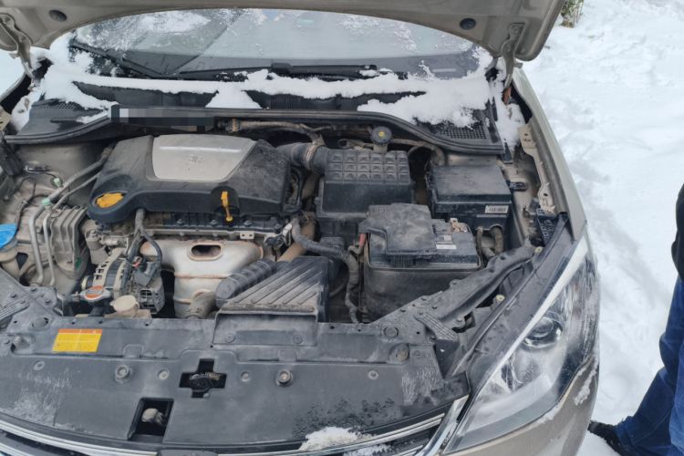 Used Roewe 360 2015 1.5L Manual Luxury Edition Engine Bay Left