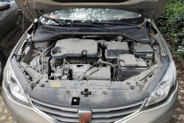 Used Roewe 360 2015 1.5L Manual Luxury Edition Engine Bay