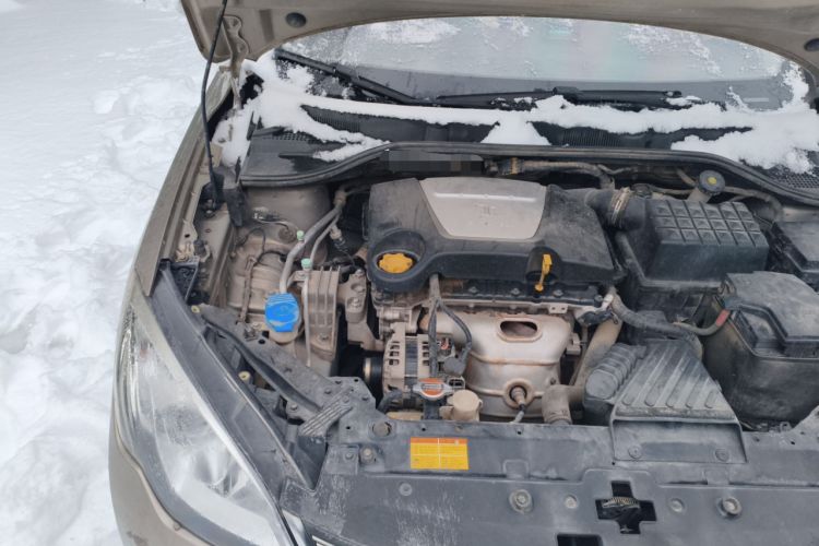 Used Roewe 360 2015 1.5L Manual Luxury Edition Engine Bay Right