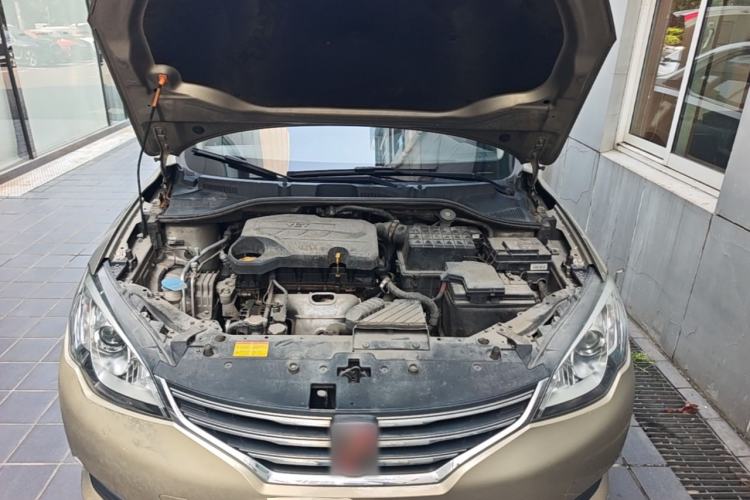 Used Roewe 360 2015 1.5L Automatic Luxury Edition Engine Bay