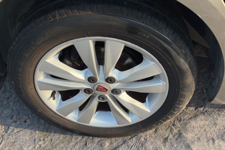 Used Roewe 360 2015 1.5L Automatic Luxury Edition Exterior 5