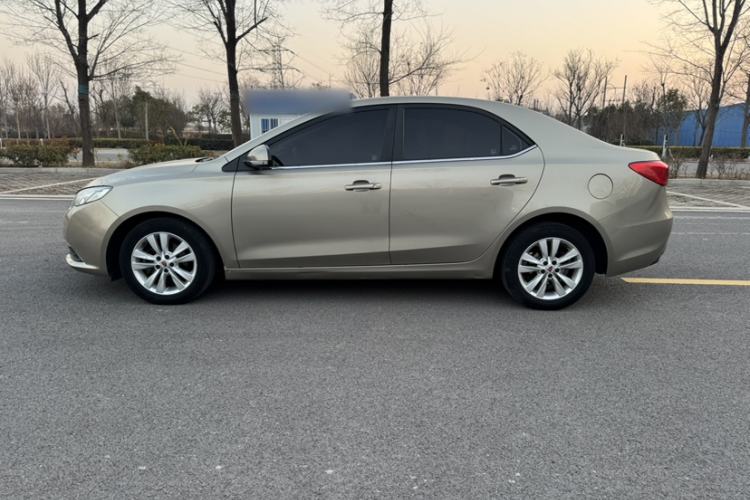 Used Roewe 360 2015 1.5L Manual Luxury Edition Exterior 7