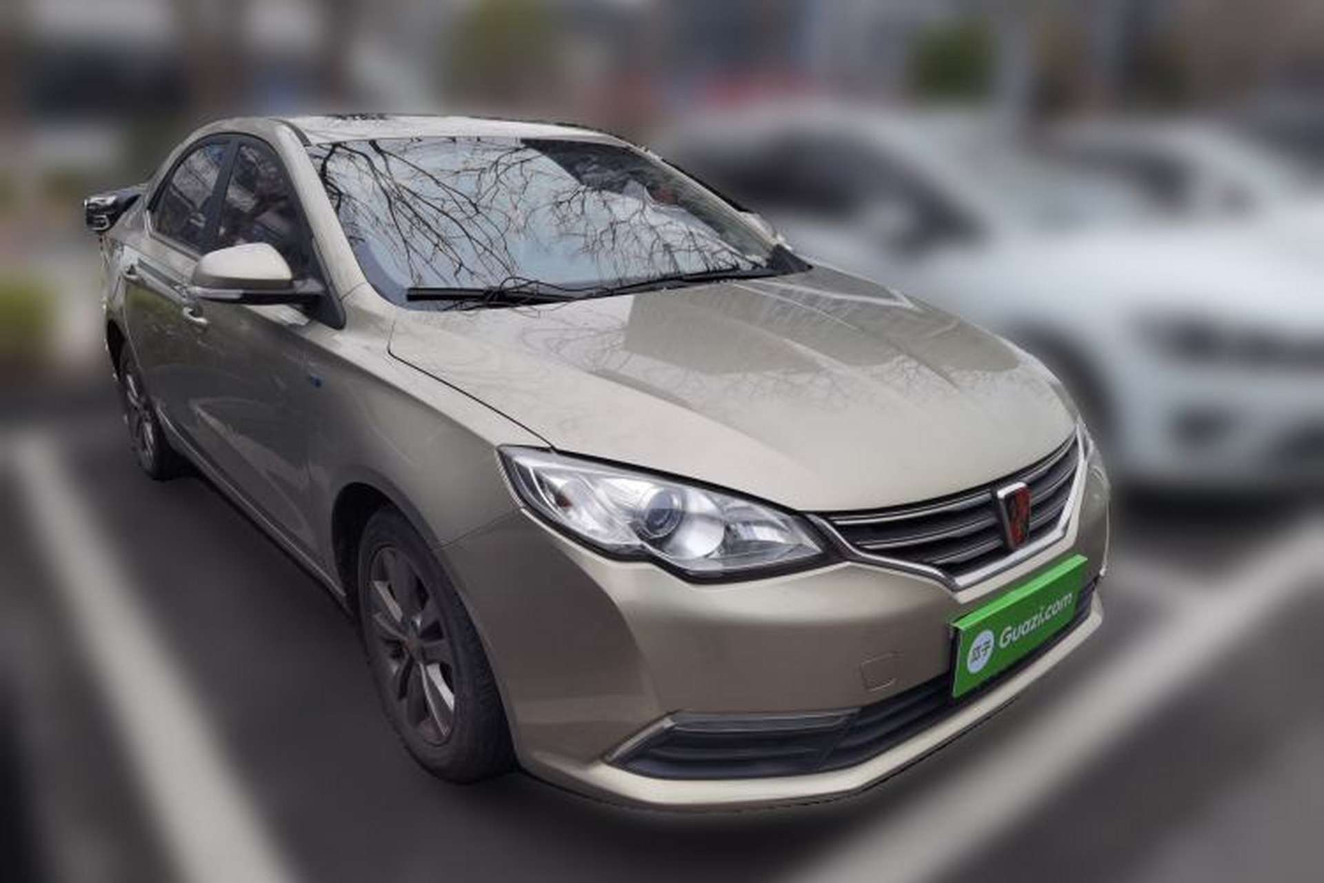Used Roewe 360 2015 20T TST Deluxe Edition Front Right 45 Deg