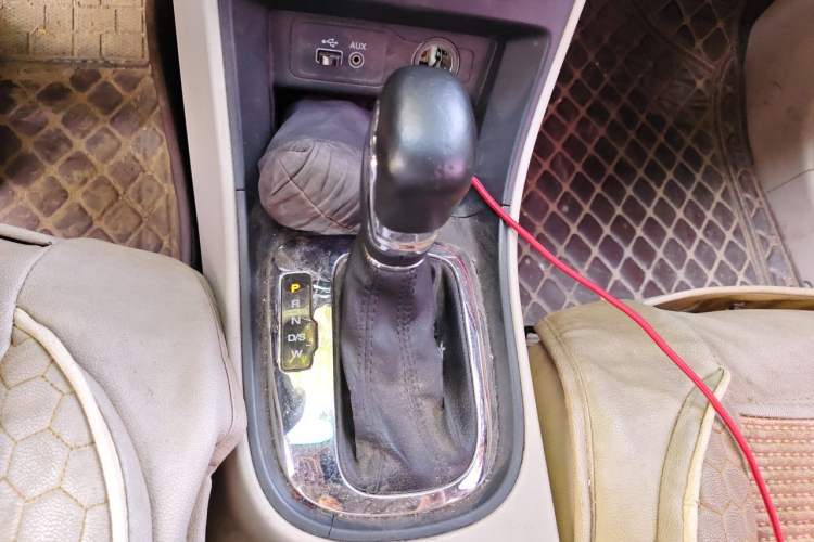 Used Roewe 360 2015 1.5L Automatic Luxury Edition Gear Lever
