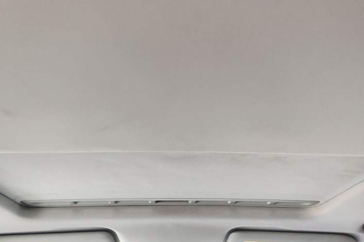 Used Roewe 360 2015 1.5L Manual Luxury Edition Headliner