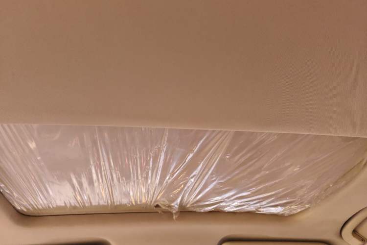 Used Roewe 360 2015 1.5L Automatic Luxury Edition Headliner