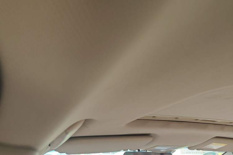 Used Roewe 360 2015 1.5L Automatic Luxury Edition Headliner