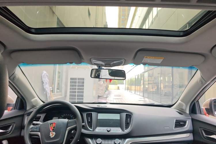 Used Roewe 360 2015 1.5L Automatic Luxury Edition Headliner