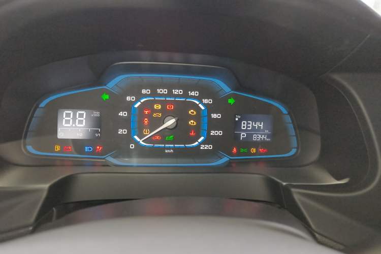 Used Roewe 360 2015 1.5L Automatic Luxury Edition Instrument Cluster