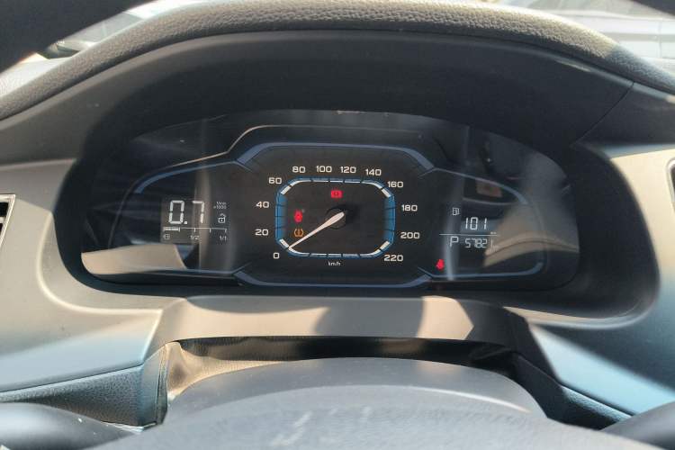 Used Roewe 360 2015 1.5L Automatic Luxury Edition Instrument Cluster