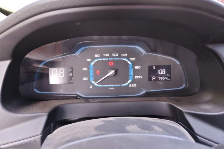 Used Roewe 360 2015 1.5L Automatic Luxury Edition Instrument Cluster