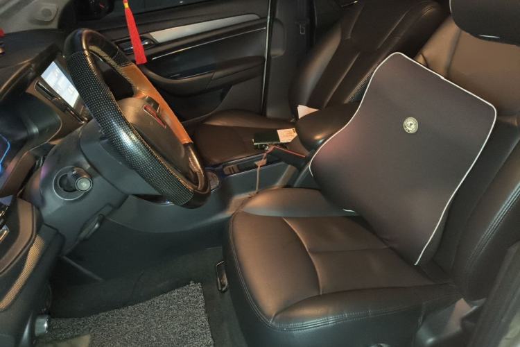 Used Roewe 360 2015 20T TST Deluxe Edition Left Front Seat