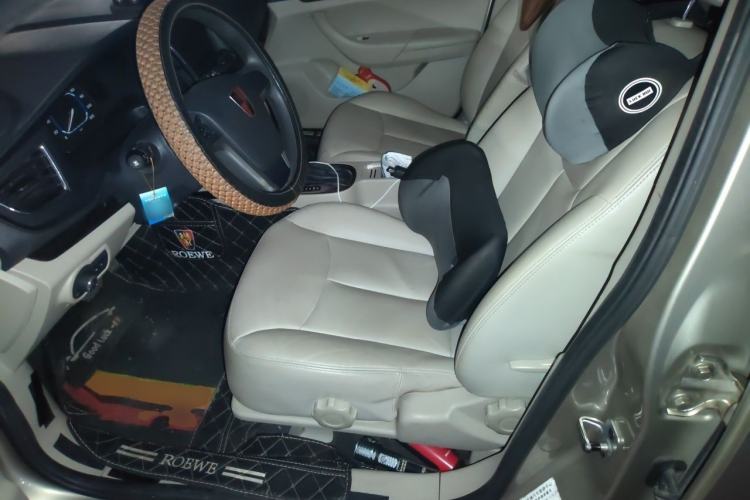 Used Roewe 360 2015 20T TST Deluxe Edition Left Front Seat
