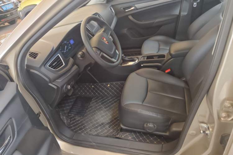 Used Roewe 360 2015 20T TST Deluxe Edition Left Front Seat