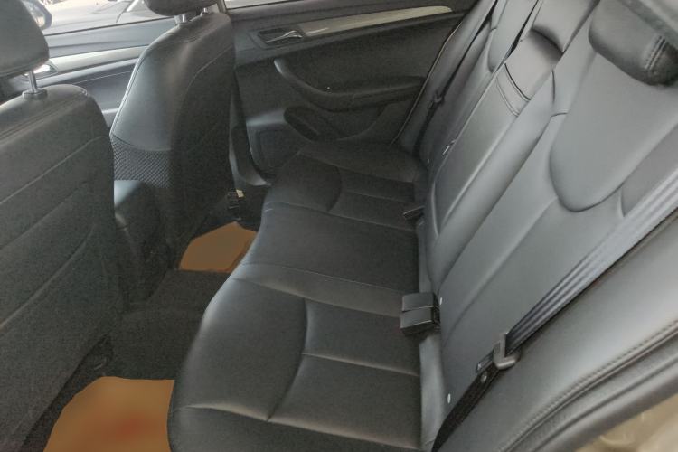 Used Roewe 360 2015 1.5L Automatic Luxury Edition Left Rear Seat
